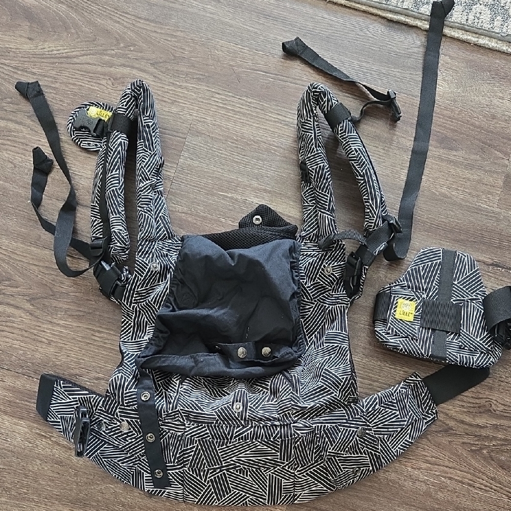 Geometric Patterned Kids Carrier